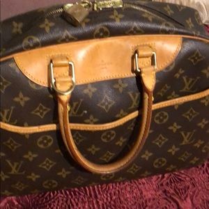 Louis Vuitton deauville